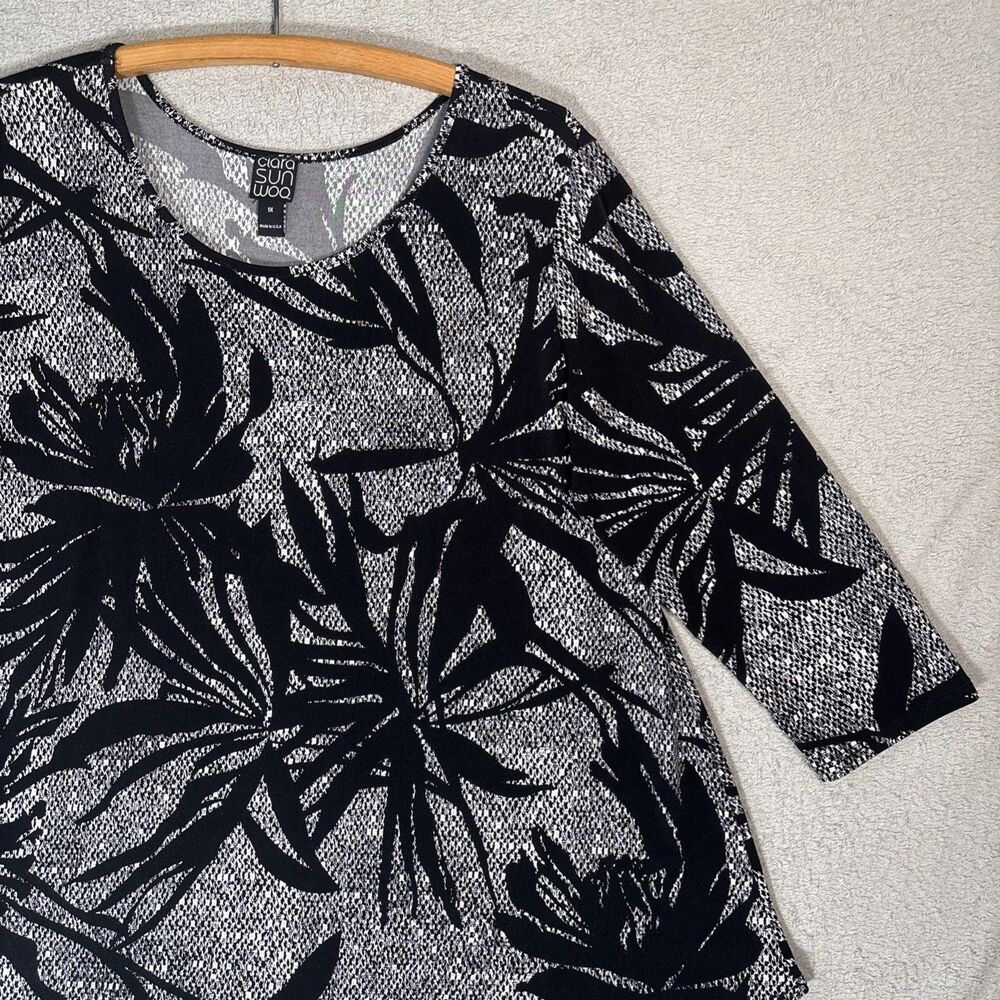Clara Sun Woo Black & White Floral Asymmetric Tunic - Picture 3 of 15